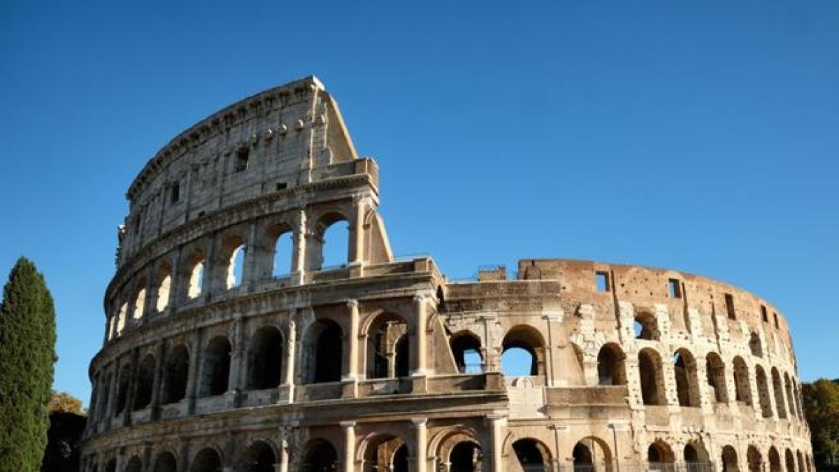 Musei, nominati 5 nuovi direttori: Simone Quilici al Colosseo e Federica Rinaldi al Museo nazionale romano. Il ministro Giuli: «Insoddisfatto»