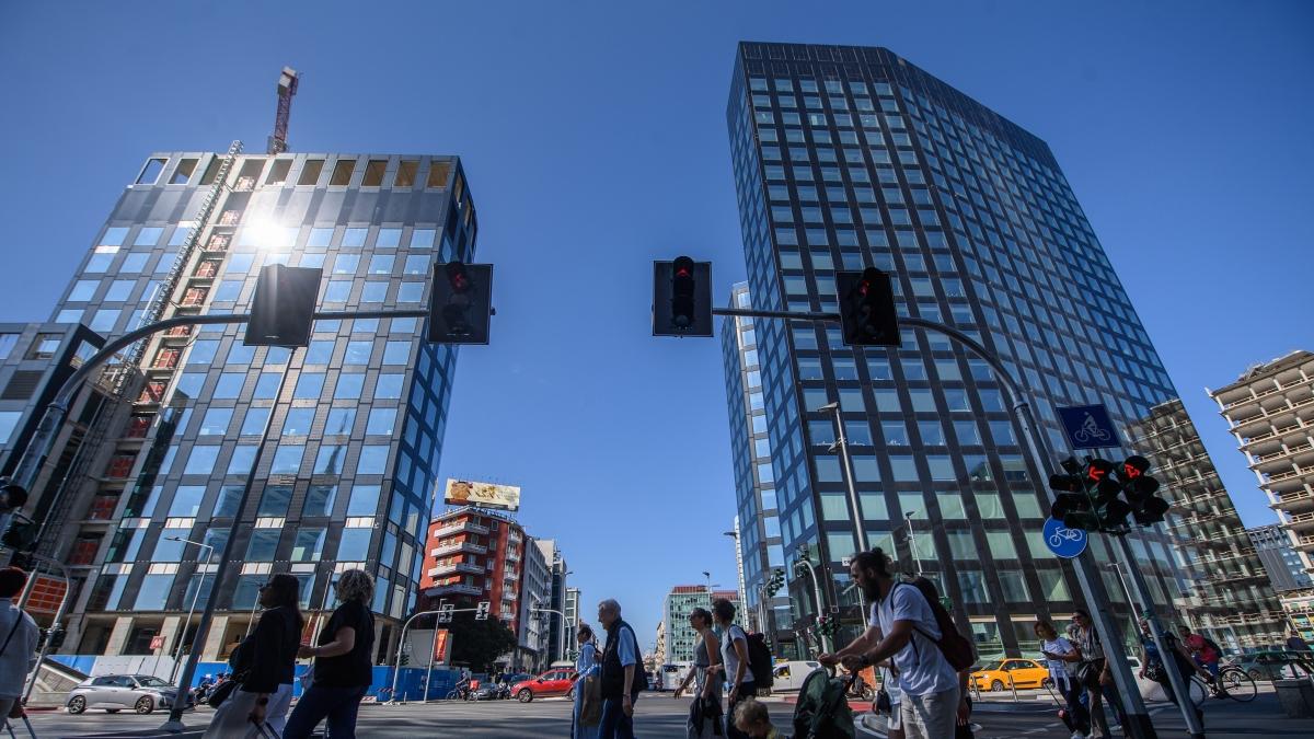Da Porta Nuova agli ex scali ferroviari, le storie della «Milano da costruire» Da Porta Nuova agli ex scali ferroviari, le storie della «Milano da costruire»