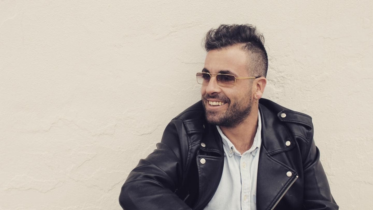 Dj Godzi morto a Ibiza: la festa, la musica e i vicini che chiamano la Guardia Civil. Forse c'è stato uno scontro fisico con gli agenti