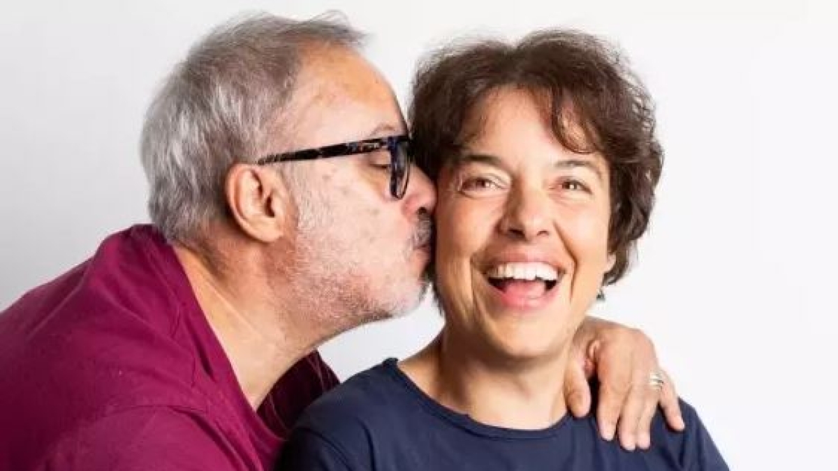 Suicidio assistito in casa, morta a Perugia la giornalista Laura Santi. «Dobbiamo essere noi a decidere, nessun altro» Suicidio assistito in casa, morta a Perugia la giornalista Laura Santi. «Dobbiamo essere noi a decidere, nessun altro»