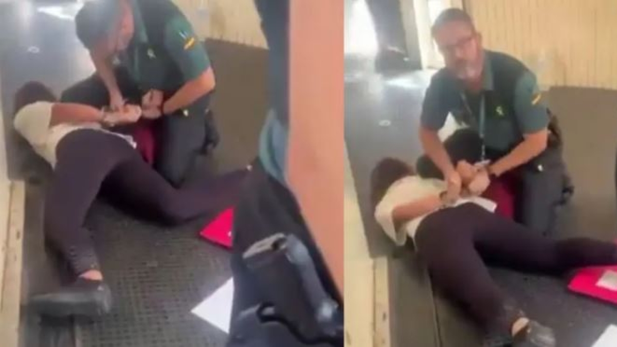 canti in ebraico 47 ragazzini espulsi da un volo vueling160 israele mossa antisemita ma la polizia ecco cos 232 successo