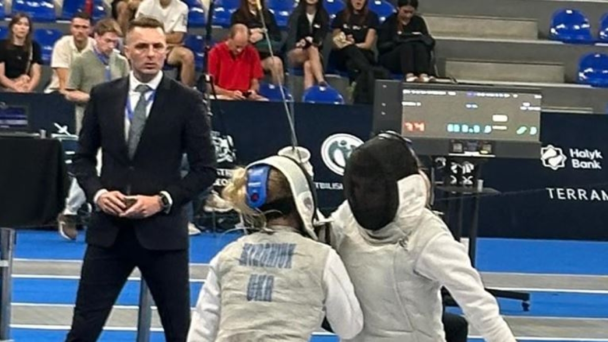 L'Ucraina batte la Russia ai Mondiali nel fioretto a squadre femminile: «Per noi è importante vincere anche nello sport»