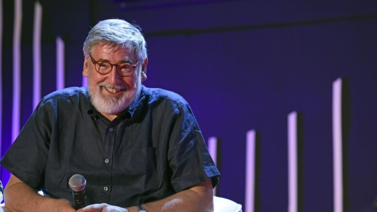 John Landis compie 75 anni: gli inizi, la moglie costumista, l'incidente mortale sul set, 7 segreti