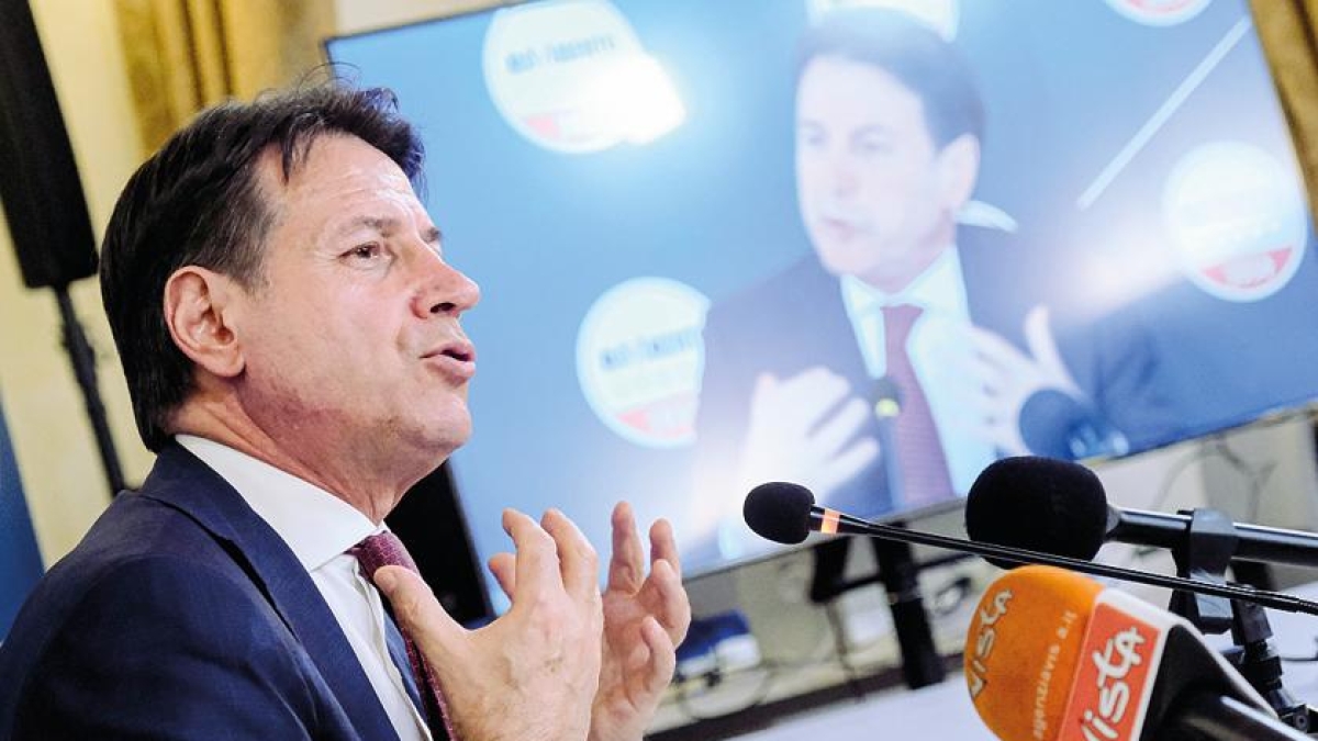 Conte, le condizioni al Pd. «Via libera a Ricci ma no a patti organici»