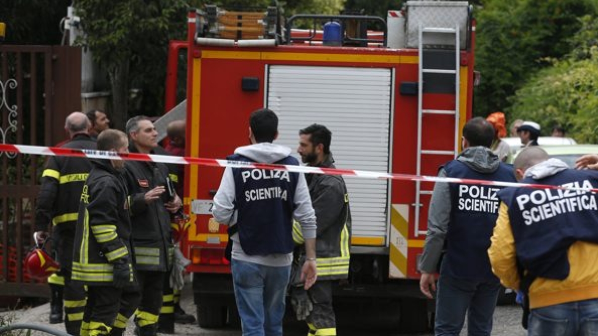 Via Gaeta, esplosione in un impianto elettrico: feriti due operai