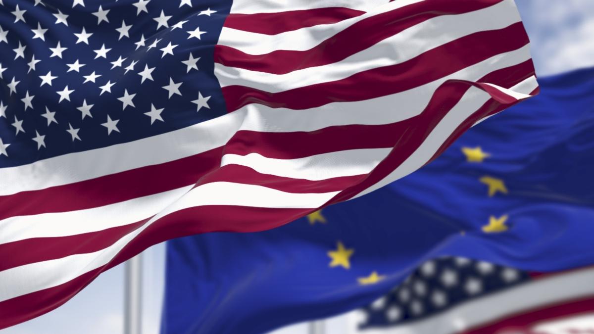 Trump torna a minacciare: tariffe al 35% alla Ue se non investe in Usa come promesso. Fino al 250% sui prodotti farmaceutici Trump torna a minacciare: tariffe al 35% alla Ue se non investe in Usa come promesso. Fino al 250% sui prodotti farmaceutici