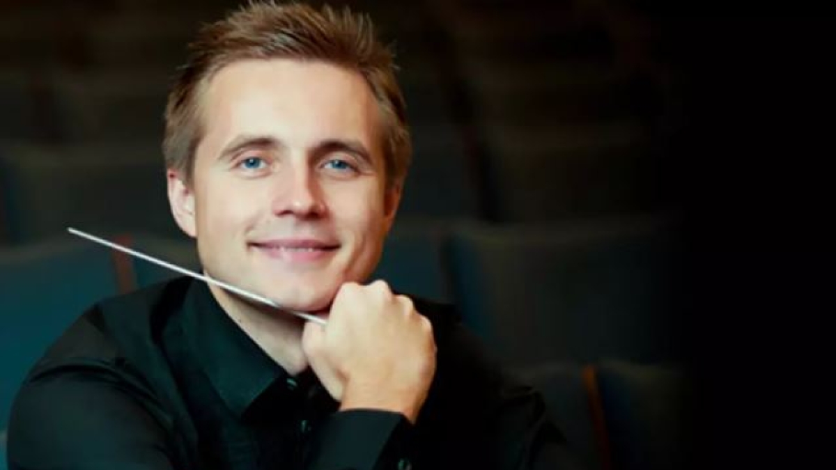 Il direttore russo Vasily Petrenko: «Senza passione l'orchestra diventa routine penosa»