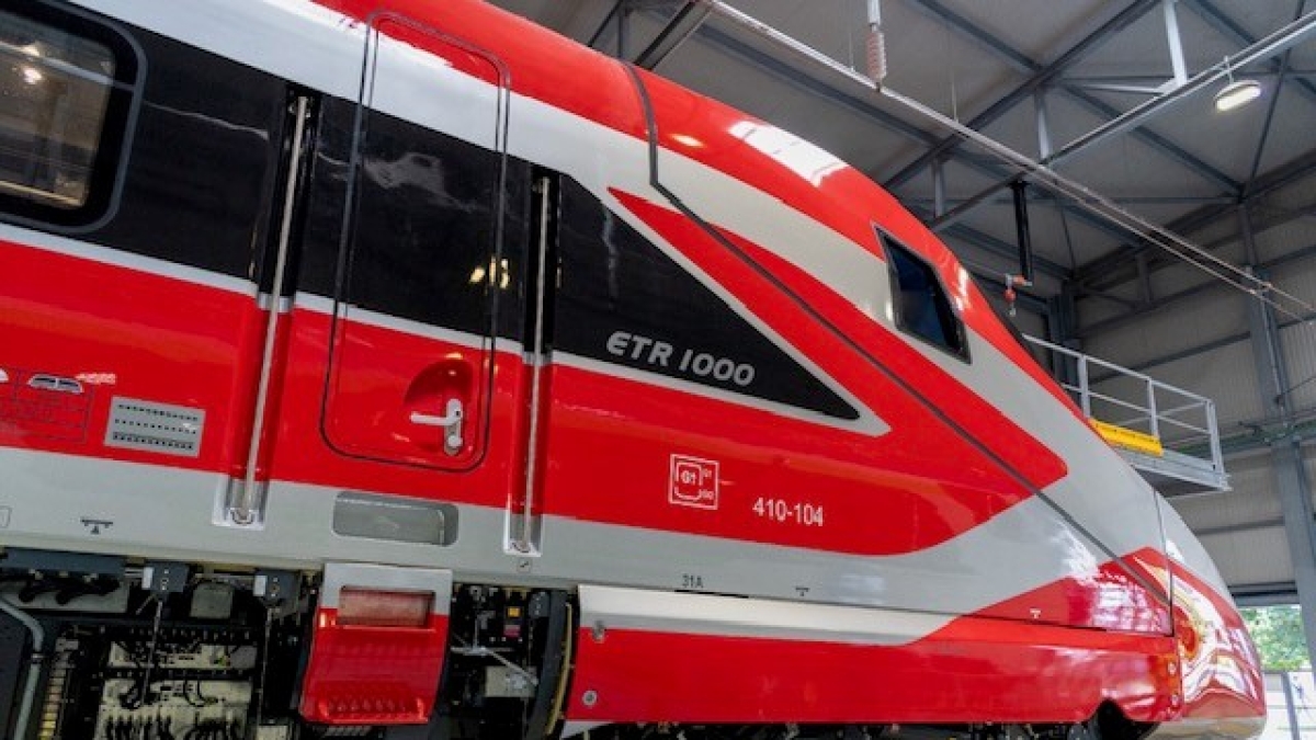 Frecciarossa 1000: A Nova Geração de Trens de Alta Velocidade Revoluciona a Europa