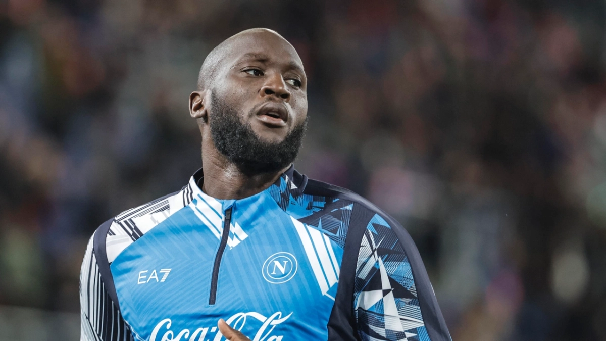 Tegola sul Napoli: vince con l'Olympiakos ma Lukaku si fa male. Brilla De Bruyne