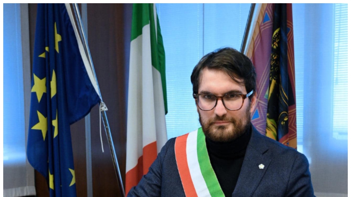 Vigonza, il sindaco: «Auto bruciate e scorta a me e un funzionario per una pratica bocciata»