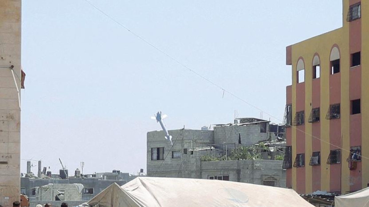 Israele invia i tank a Gaza City e approva il piano per separare la Cisgiordania | Media: «L
