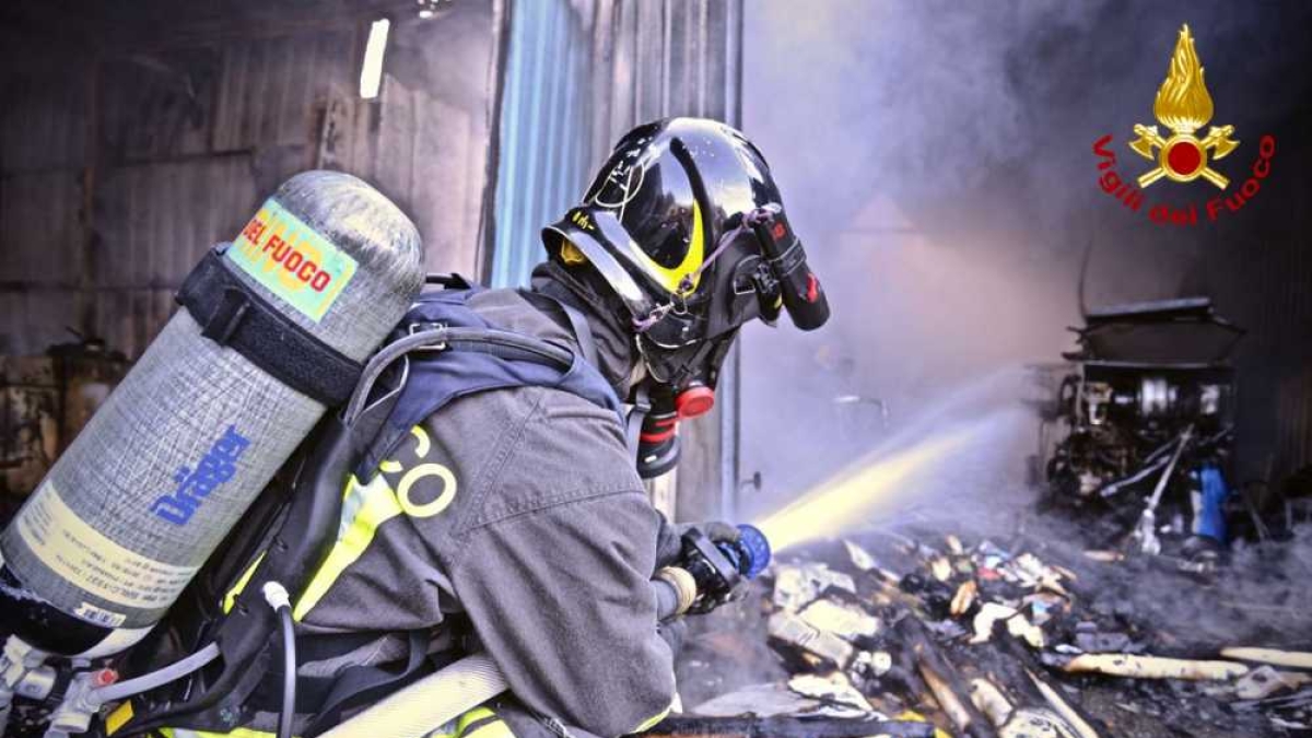 Bellona, incendio in un'abitazione: 47enne muore carbonizzato