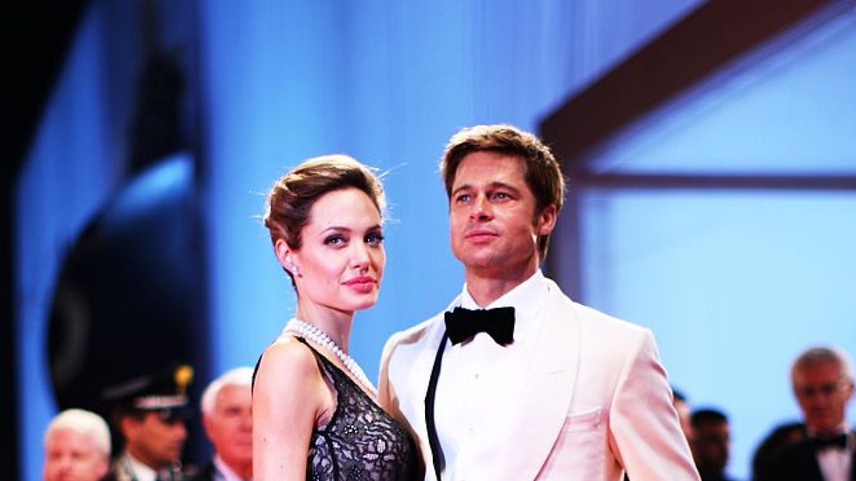 Festival di Venezia: le coppie più belle di sempre viste sul red carpet, da Pitt-Jolie a Lady Gaga e Polansky