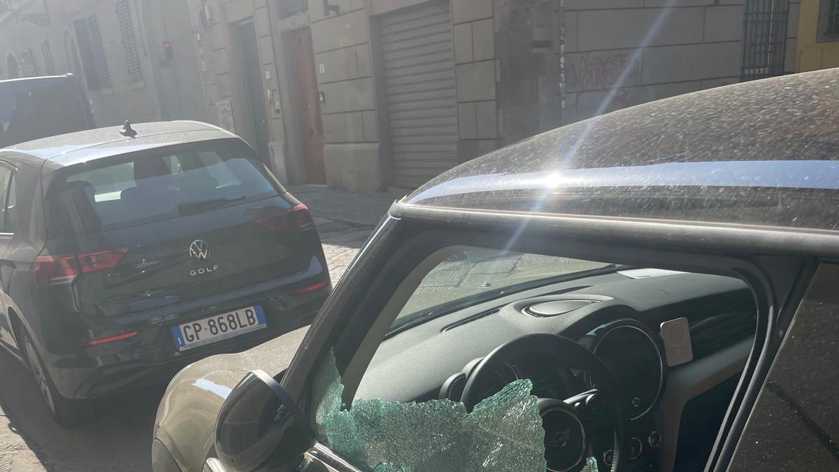 Firenze, furto con spaccata in un ristorante di Santa Croce: ladri in fuga con 9 mila euro