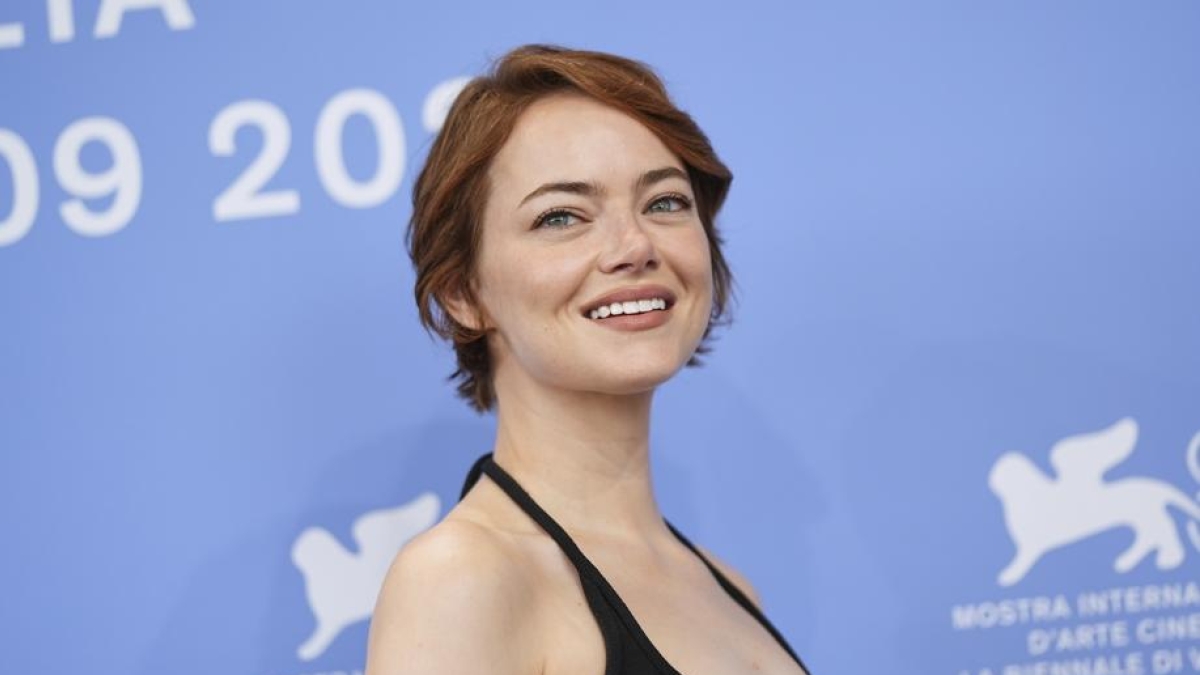 Emma Stone: «Ebbene sì, credo agli alieni, troppo da narcisi pensare di essere soli nell'universo»