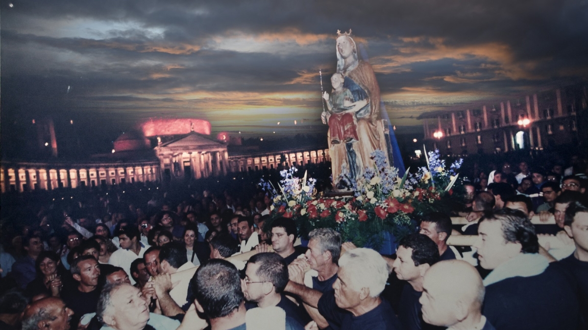 Napoli si prepara alla Festa di Piedigrotta, dopo 25 anni la processione della Madonna ritorna sul mare