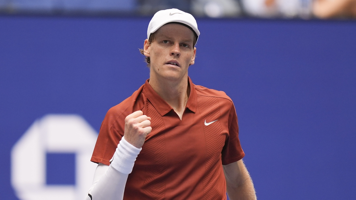 Sinner Shapovalov agli Us Open: il canadese tiene il servizio ai vantaggi | Diretta 2 5 | Cobolli si ritira con Musetti, che lo abbraccia Sinner Shapovalov agli Us Open: il canadese tiene il servizio ai vantaggi | Diretta 2 5 | Cobolli si ritira con Musetti, che lo abbraccia