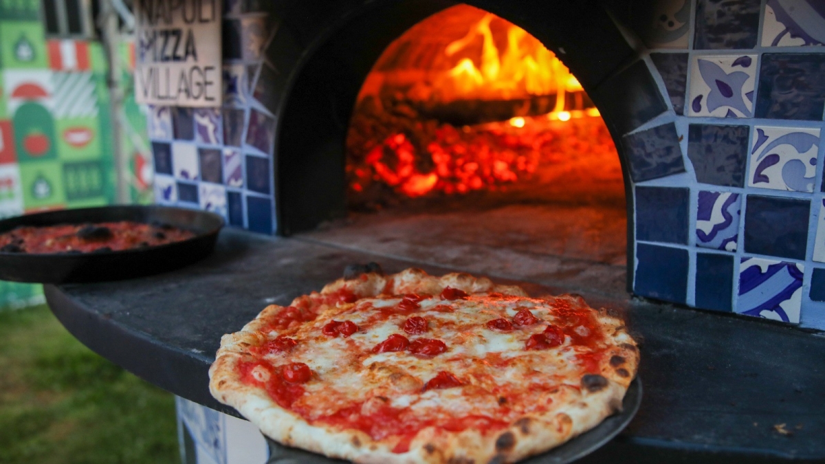 Milano, a CityLife torna il Pizza Village con le specialità dei maestri napoletani: le masterclass con Sorbillo, Porzio e Capuano
