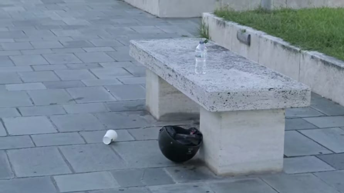 Viareggio, maxi rissa tra ragazzini vicino alla Passeggiata: calci e pugni a un sedicenne