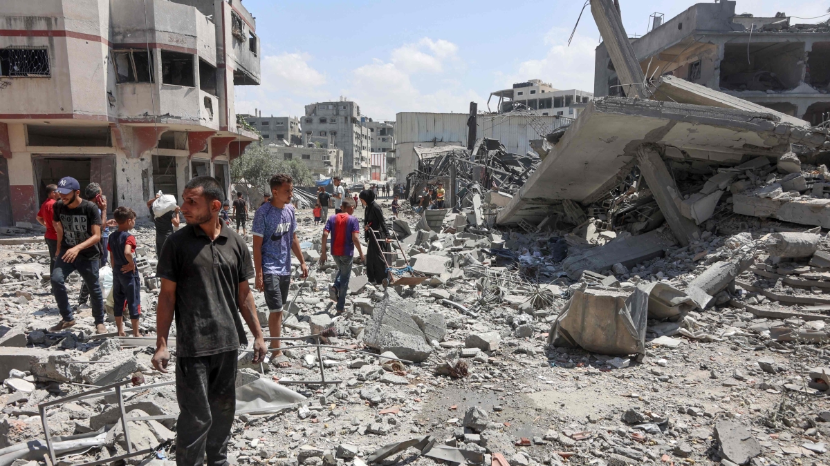 I Attacco a Gerusalemme, 15 feriti, due terroristi uccisi. Katz: «Un potente uragano colpirà Gaza City». Trump: «Accordo vicino» I Attacco a Gerusalemme, 15 feriti, due terroristi uccisi. Katz: «Un potente uragano colpirà Gaza City». Trump: «Accordo vicino»