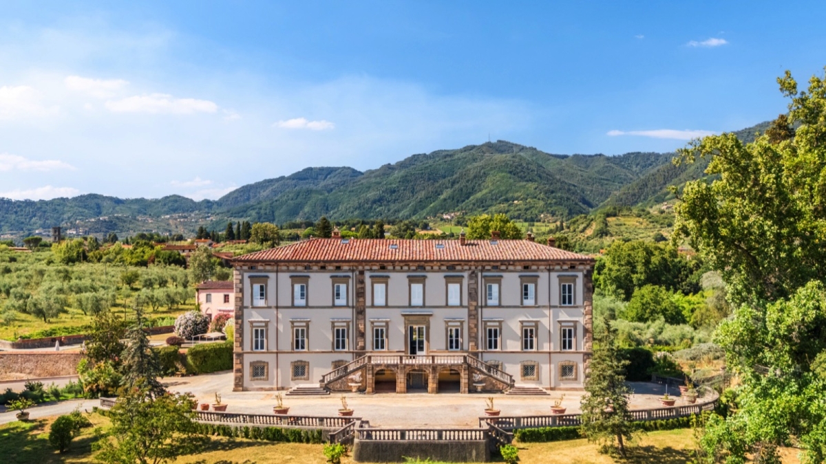 Lucca, la villa della sorella di Napoleone è in vendita