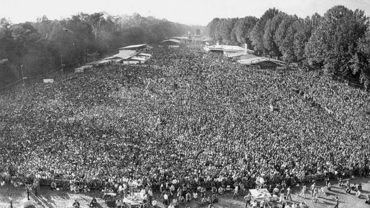 Quando un milione di persone si ritrovarono alle Cascine per Berlinguer