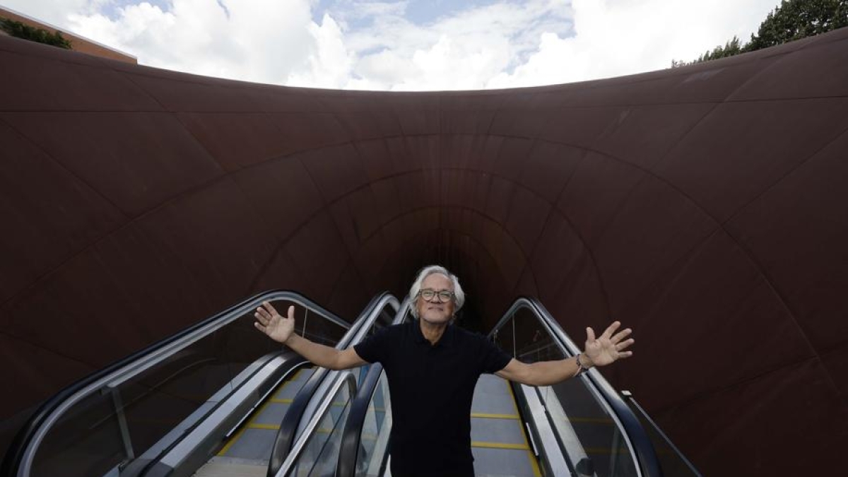 Metropolitana di Napoli, Kapoor e De Luca inaugurano la stazione di Monte Sant'Angelo