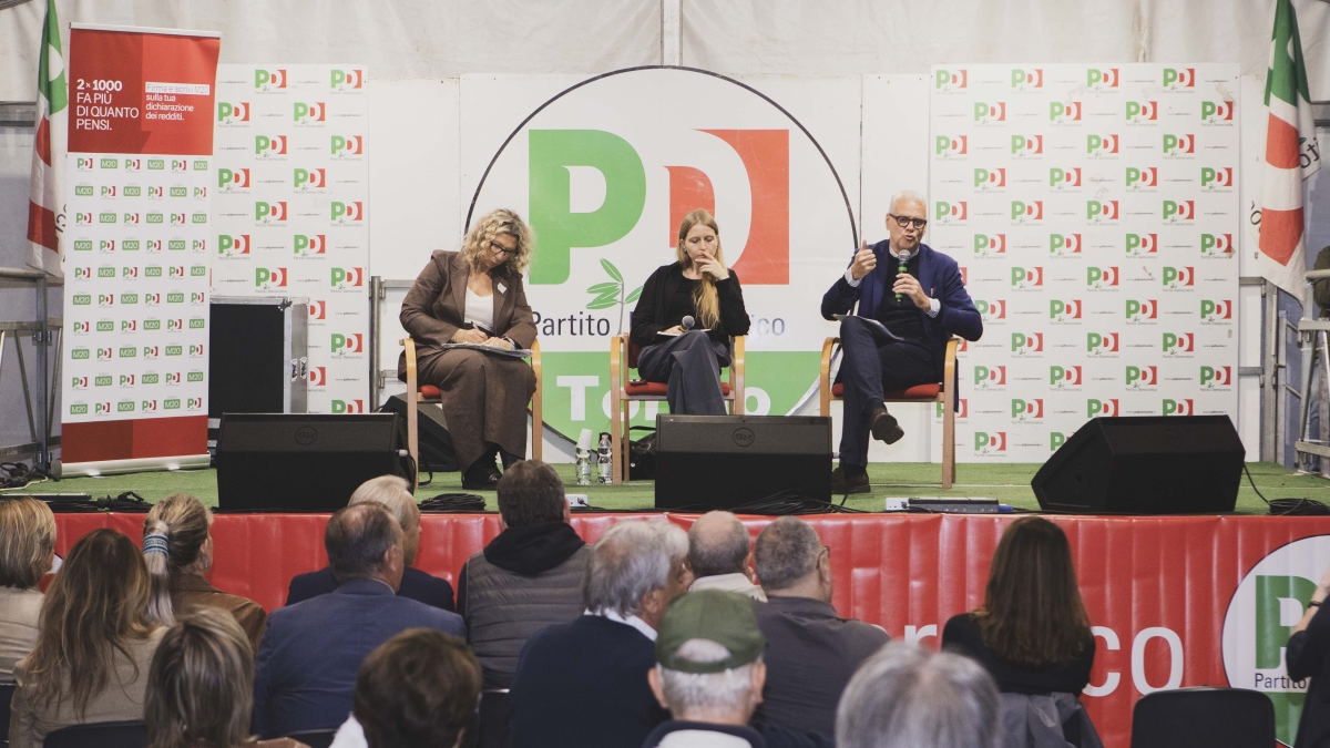 «I vaffa alla Festa dell'Unità uno spettacolo spiacevole, ma Zangrillo a Torino è stato provocatorio»