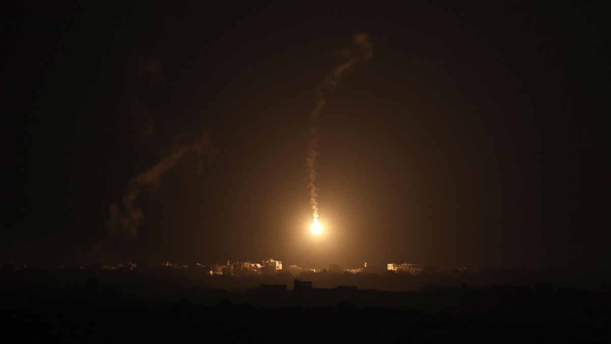 Bombe e carri armati, Israele è entrato a Gaza City. Occupato il cuore della città Bombe e carri armati, Israele è entrato a Gaza City. Occupato il cuore della città