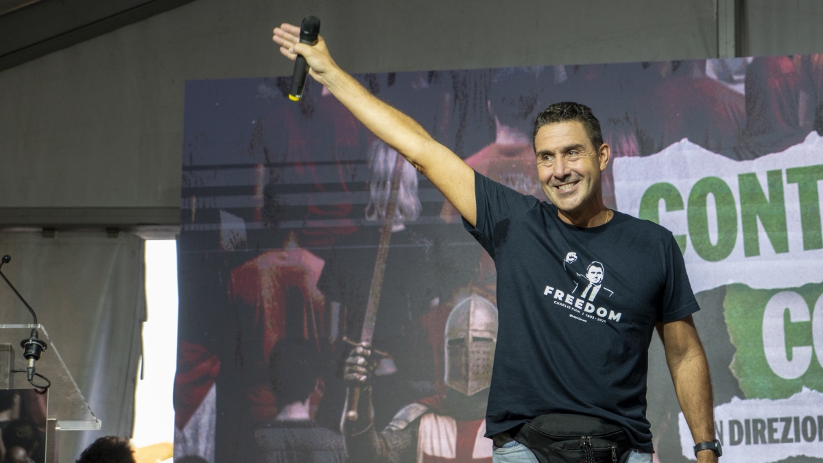 «Sul fascismo non mi pento». Vannacci insiste dopo la bufera