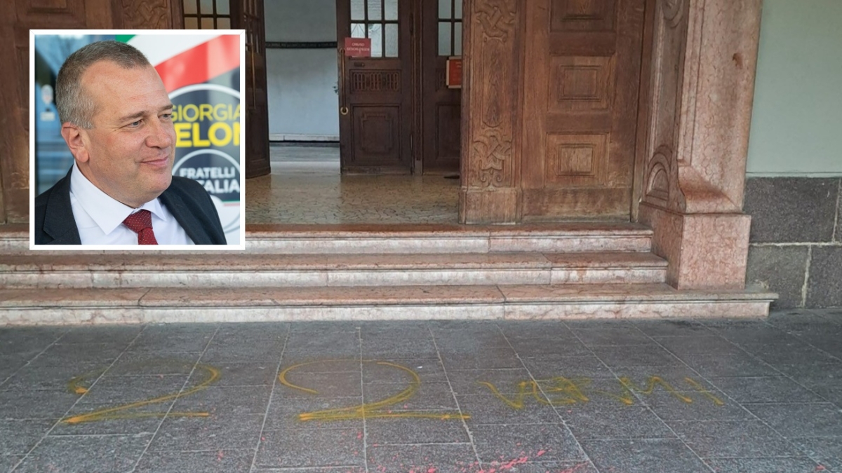 Bolzano, minacce via social al deputato di Fratelli d'Italia: «Urzì crepa». Lui: «Non arretro di un millimetro»