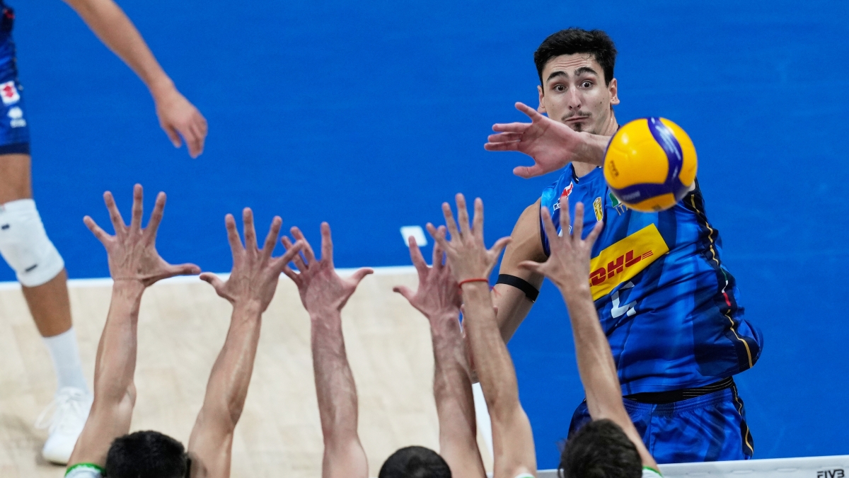 Italia Bulgaria, finale mondiale: 3° set molto equilibrato  Live 2 0 (25 21; 25 17; 8 7)