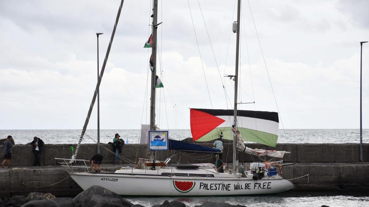 Meloni alla Flotilla: «Rischiate di far saltare la tregua». Israele pronta a entrare in azione   La fregata Alpino: «Non vi seguiamo più»