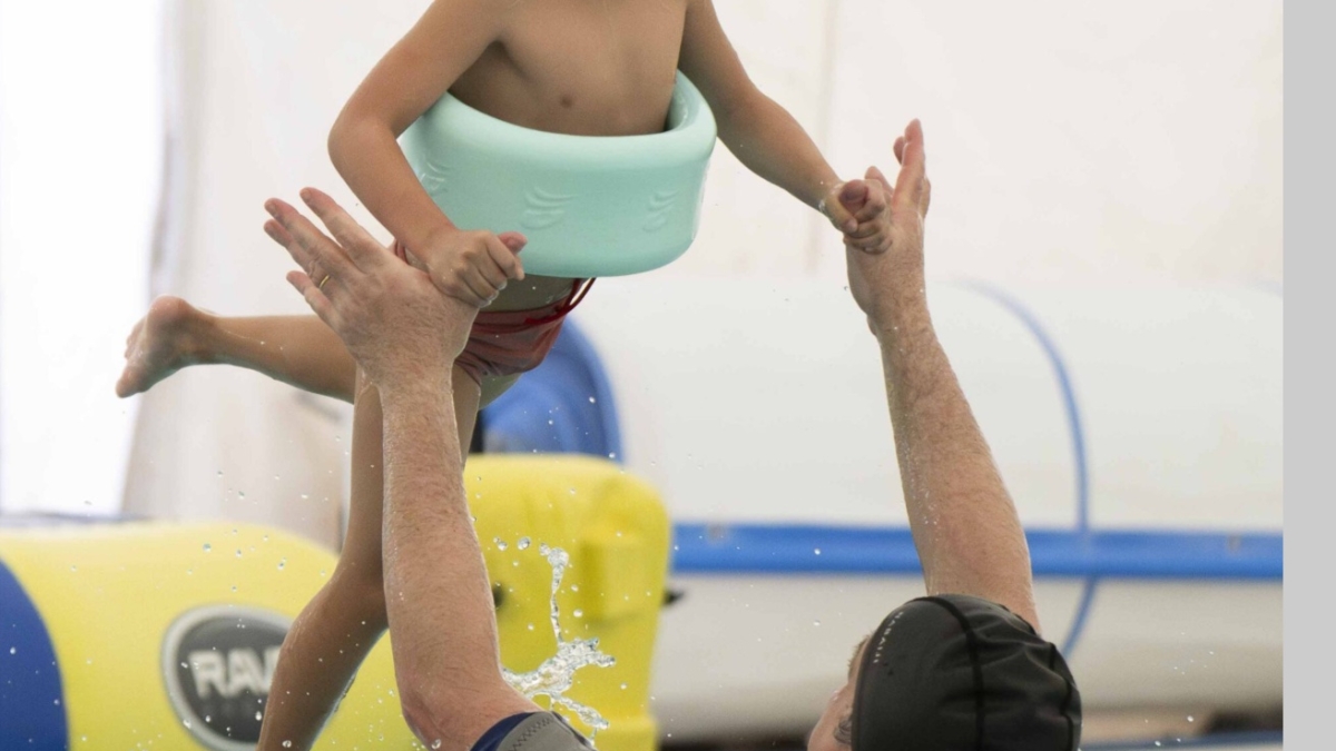 Firenze, lavori alla Costoli: 200 bambini disabili rimangono senza piscina. «I nostri figli discriminati»