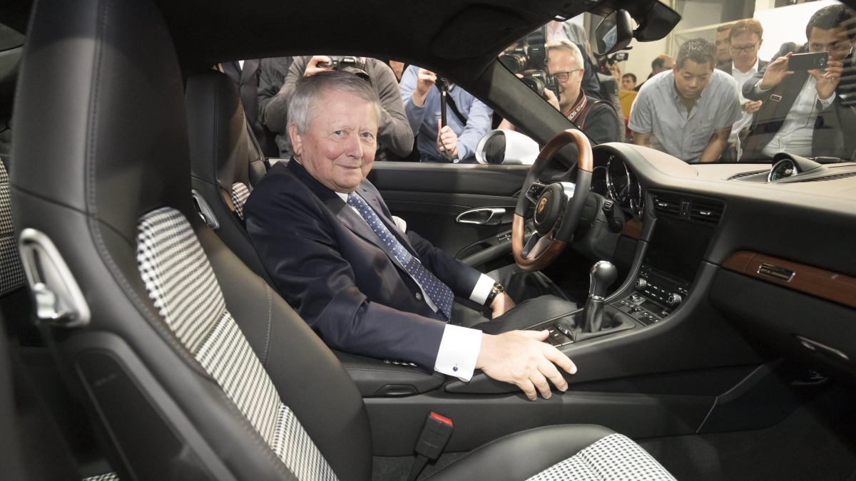 Il magnate Porsche fa scavare un traforo privato per arrivare velocemente dalla villa al centro città: polemica a Salisburgo