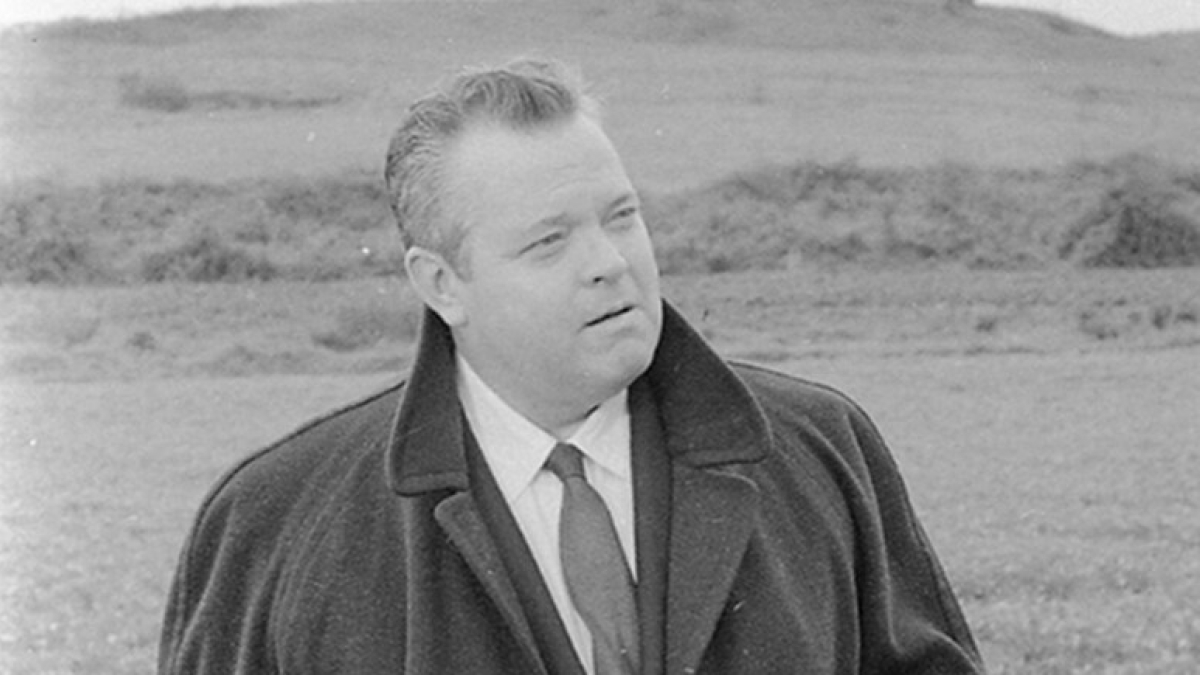 Orson Welles: il debutto in teatro a tre anni, è stato diretto da Pasolini, si è sposato tre volte, 7 segreti