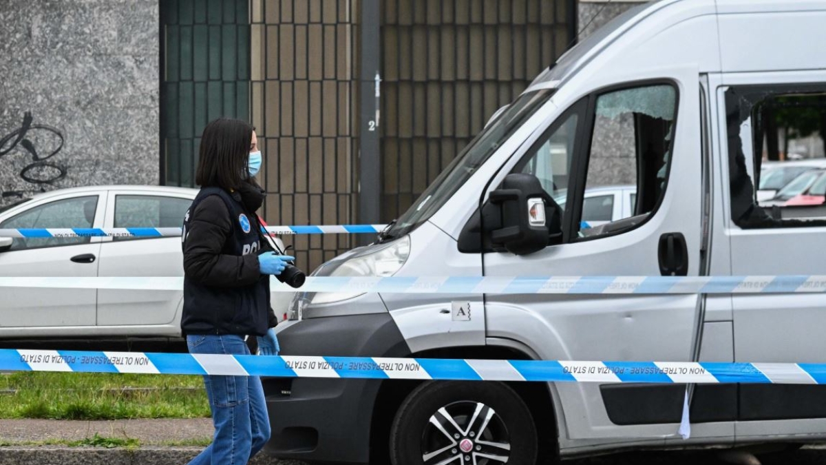 Sesto San Giovanni, 71enne si lancia dal sesto piano durante lo sfratto e muore. Lasciato un biglietto di addio