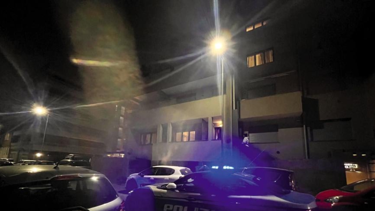 Femminicidio a Milano: uccide la compagna di 29 anni. «Aveva deciso di lasciarlo» Femminicidio a Milano: uccide la compagna di 29 anni. «Aveva deciso di lasciarlo»