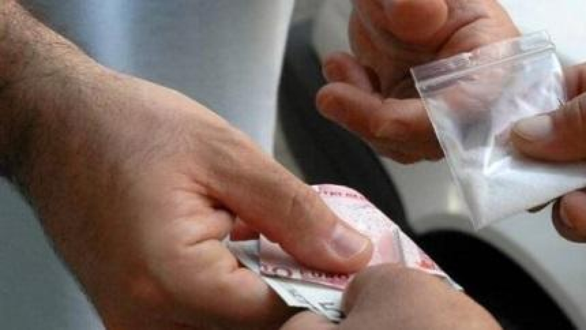 Nel Napoletano spacciatore a 14 anni. Ai carabinieri confessa: «Non so fare altro, parto da casa e vado»