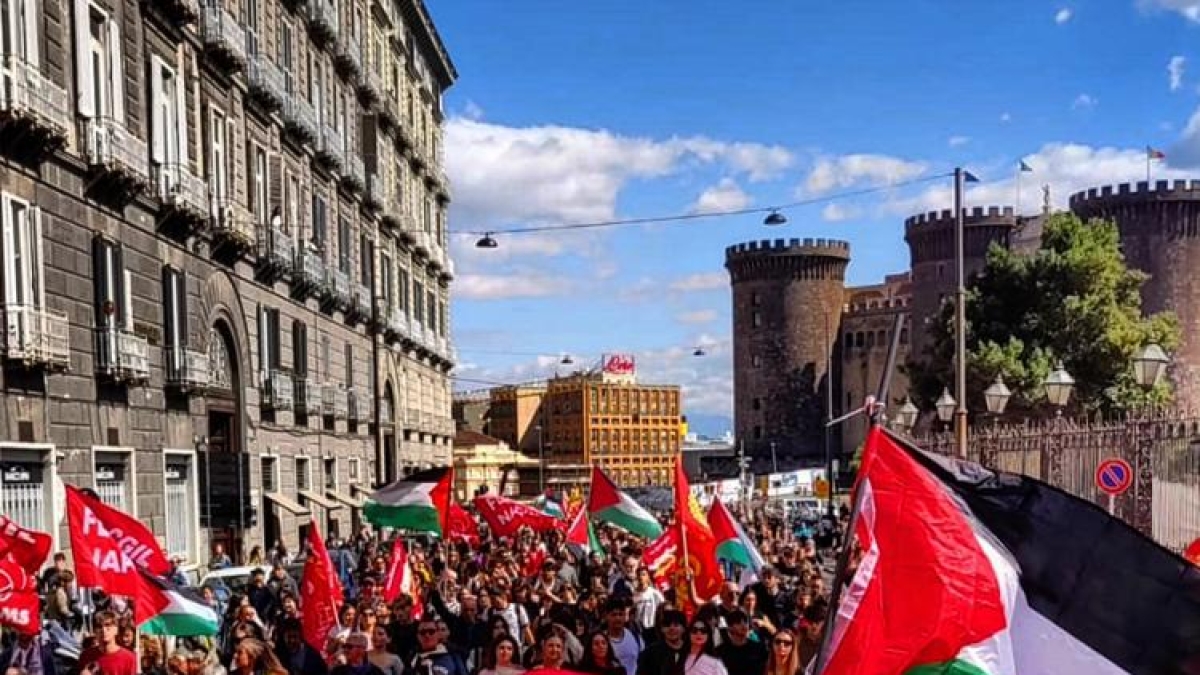Attivisti per Gaza sabato di nuovo in piazza. Appello firmato da Braucci, Celestini, Ricciardi, Sansone