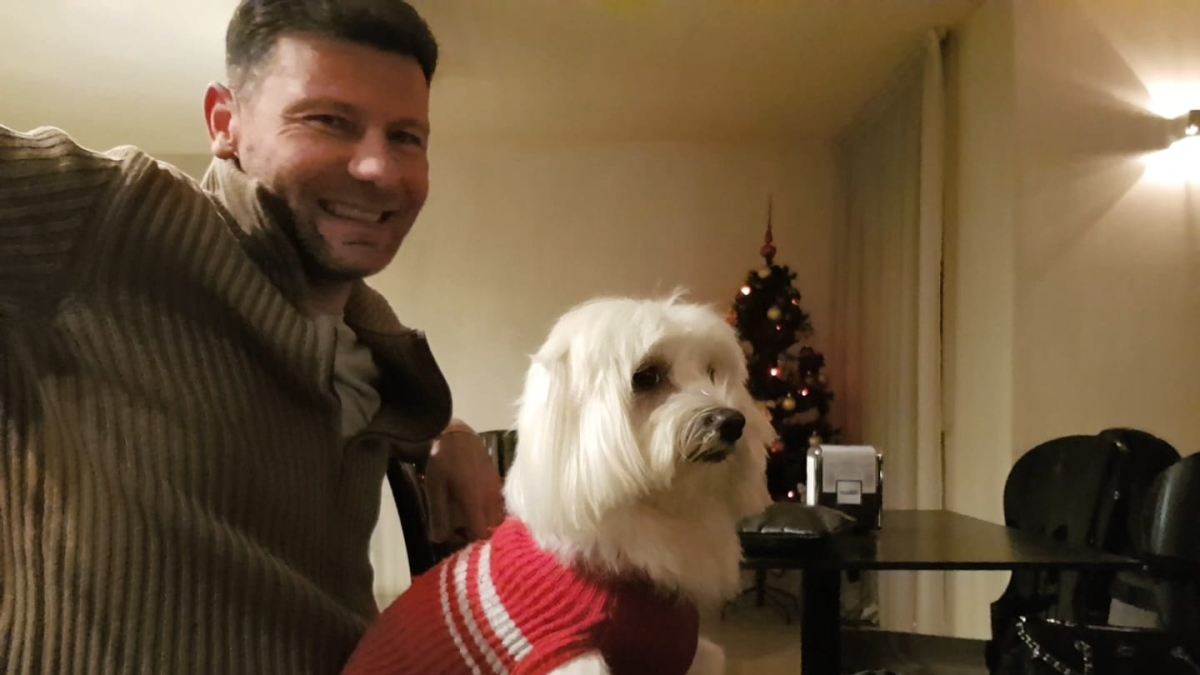 Pavia a lutto per Davide Fadenti: il maresciallo dei carabinieri difensore delle donne morto in un incidente assurdo, schiacciato dalla portiera