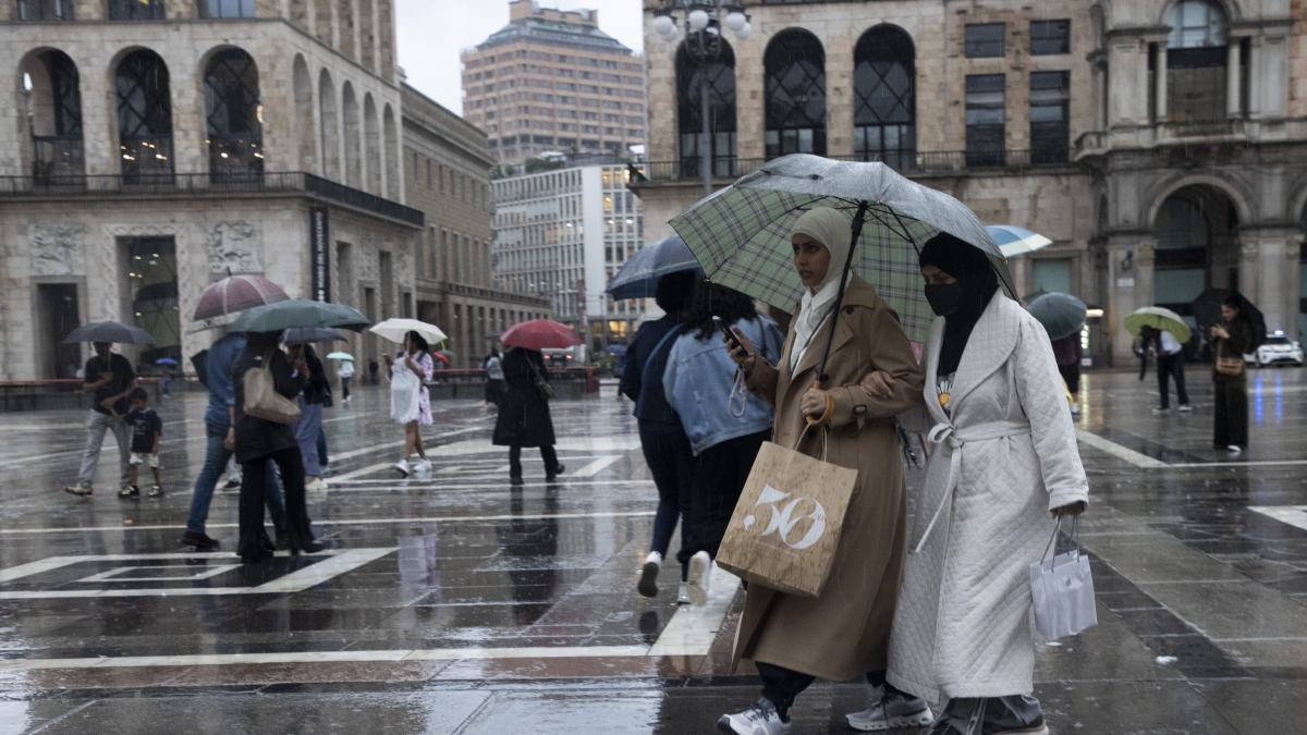 Previsioni meteo martedì 23 dicembre: a Milano e in Lombardia: cielo coperto, ma con rare precipitazioni