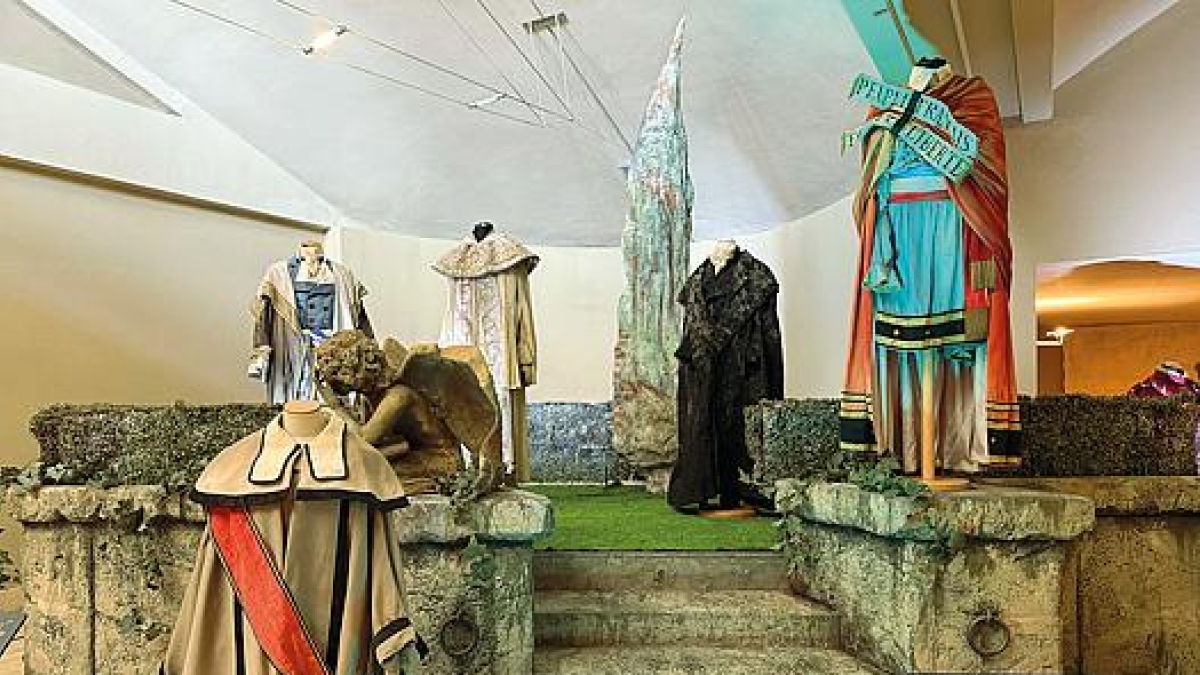 Napoli 2500, all'Arena Flegrea l’artigianato del ‘700 nei costumi di scena