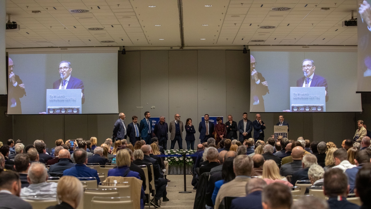 Milano, corsa in Regione e in Comune: le anime di Fratelli d'Italia cercano la quadra (e il caso Massari torna a dividere)