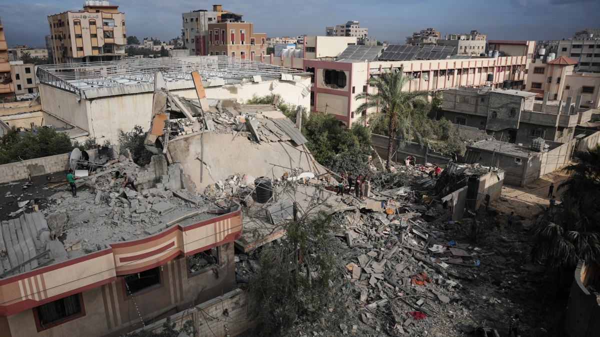 Nuovo raid nel nord della Striscia di Gaza. Negli attacchi di ieri 100 morti | Trump, Israele e la tentazione della vittoria totale Nuovo raid nel nord della Striscia di Gaza. Negli attacchi di ieri 100 morti | Trump, Israele e la tentazione della vittoria totale