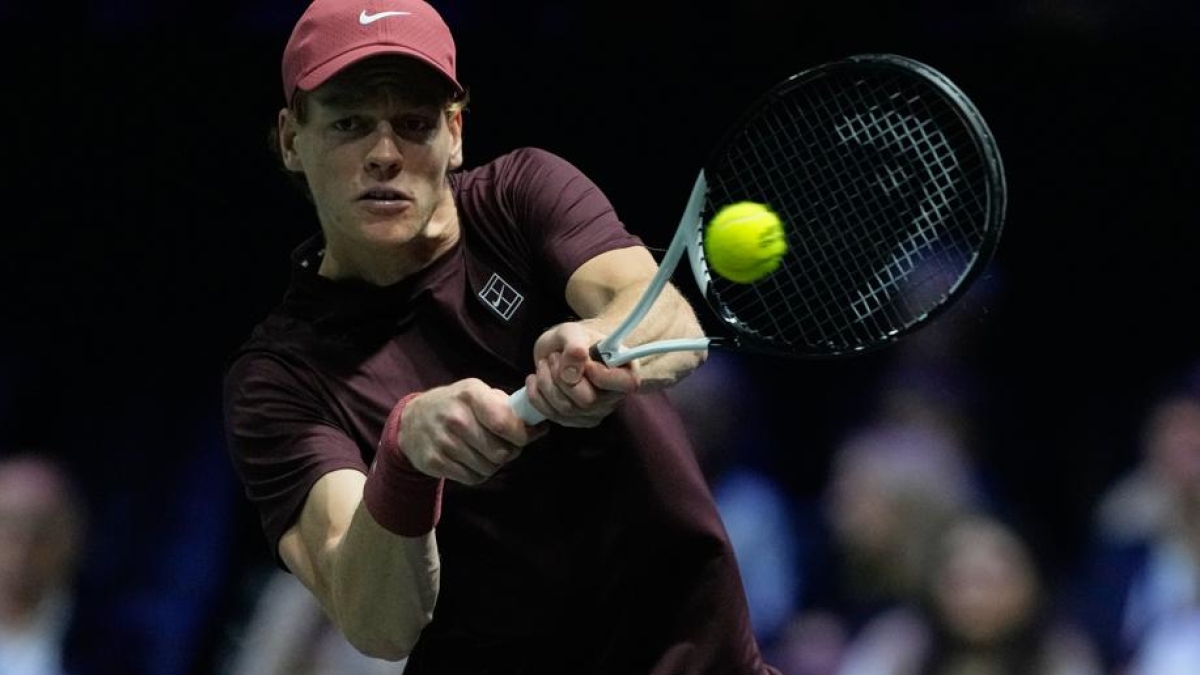 Sinner batte Shelton e vola in semifinale a Parigi, sfiderà il vincente fra Medveded e Zverev| Fine 6 3, 6 3 Sinner batte Shelton e vola in semifinale a Parigi, sfiderà il vincente fra Medveded e Zverev| Fine 6 3, 6 3