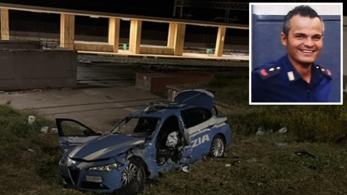 napoli suv con 6 persone invade la corsia e si schianta contro una volante muore poliziotto 160era gentile con tutti un grande mediatore160160 da Xml2.corriere.it napoli suv con 6 persone invade la corsia e si schianta contro una volante muore poliziotto 160era gentile con tutti un grande mediatore160160