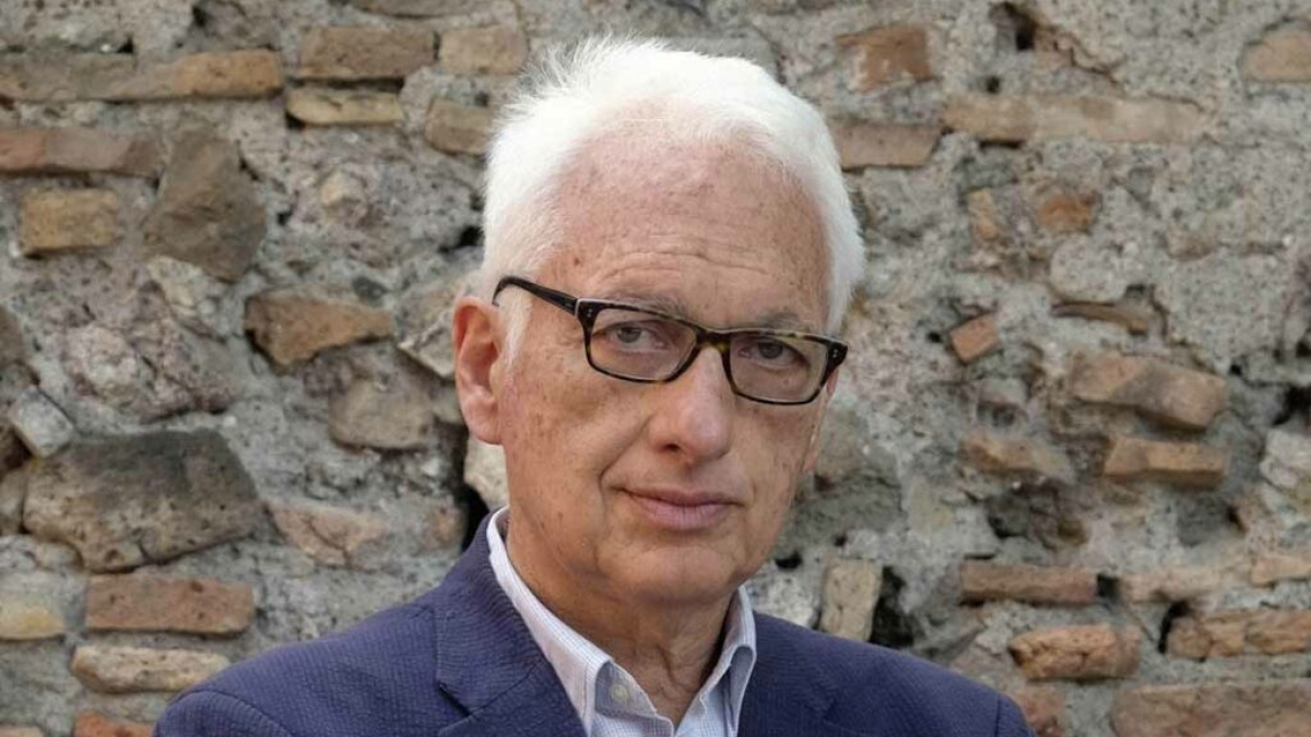 Filippo La Porta celebra l'antieroe. Elogio dell'uomo ordinario nel mondo dei social