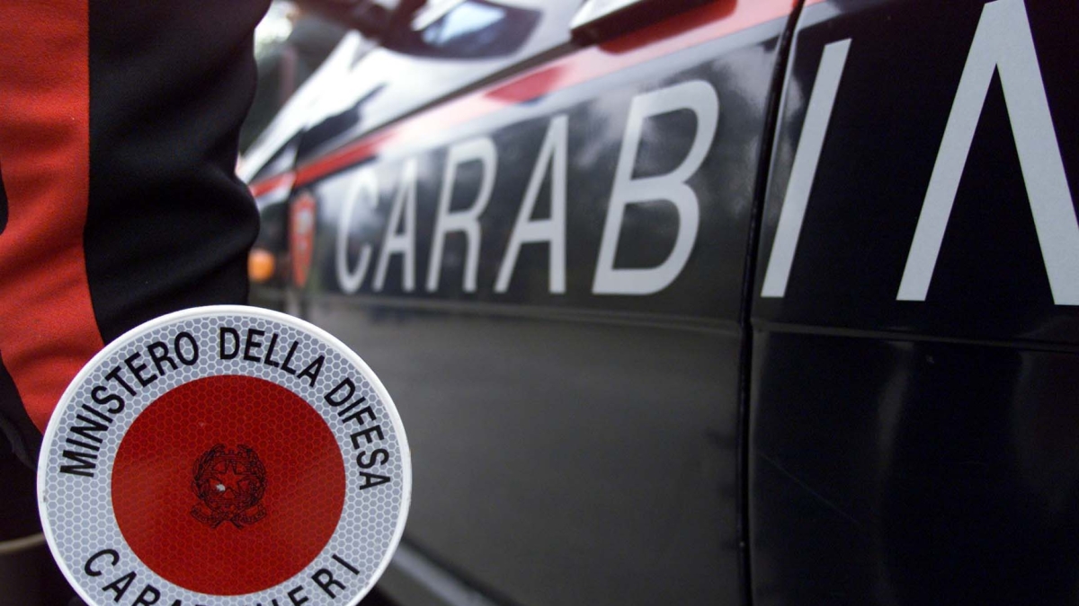 Pavia, inneggia alla jihad e in casa tiene manuali su come si costruiscono le bombe: adolescente arrestato. «Voleva diventare foreign fighter»