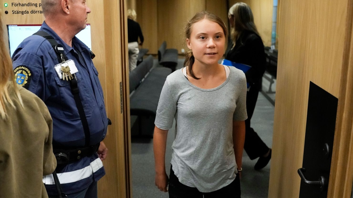 Greta Thunberg e l'adesione a Genova e Roma alle manifestazioni di Usb contro le armi: «Ci sarò, voi un esempio»